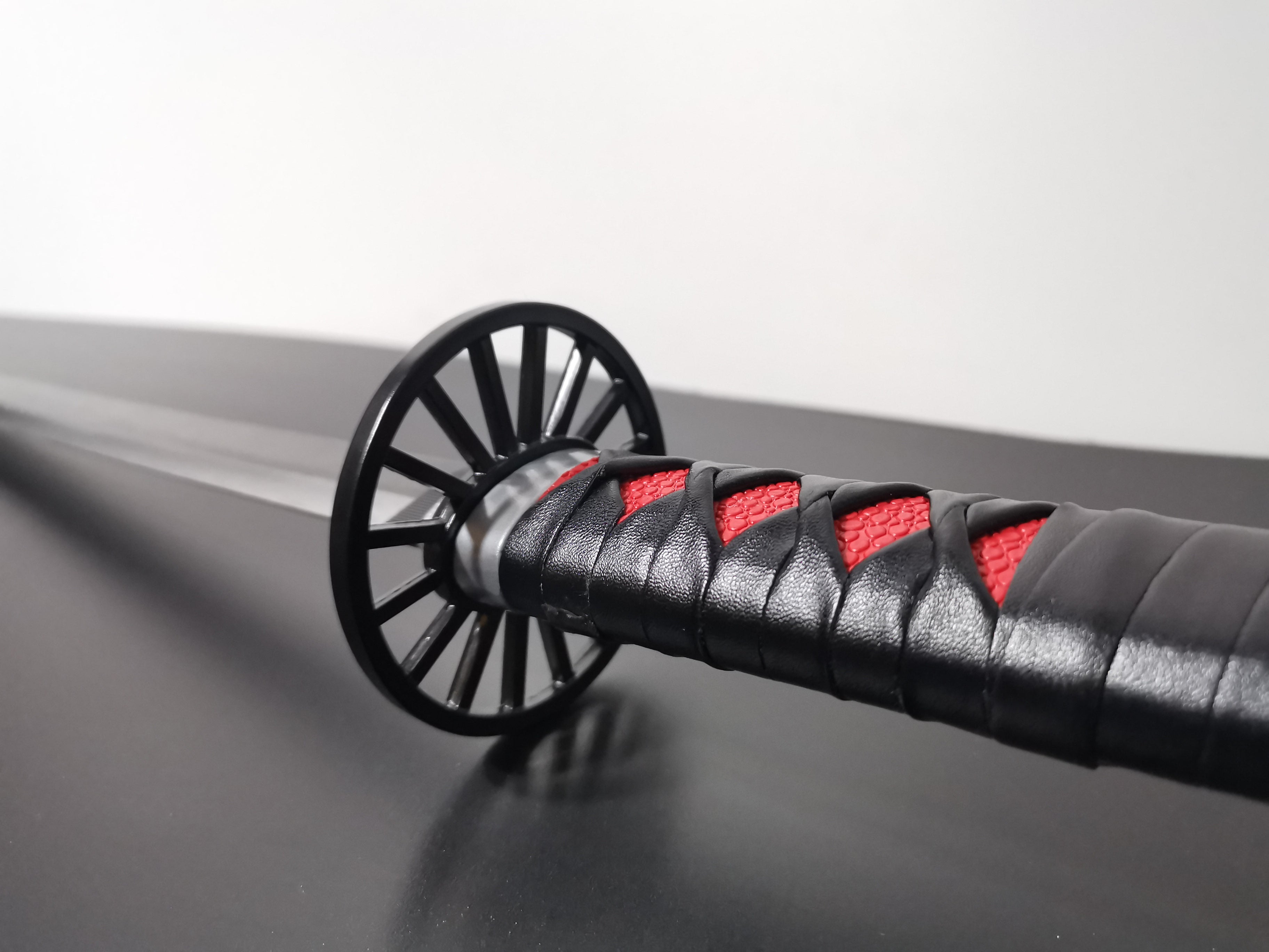 Schwerter und Katanas