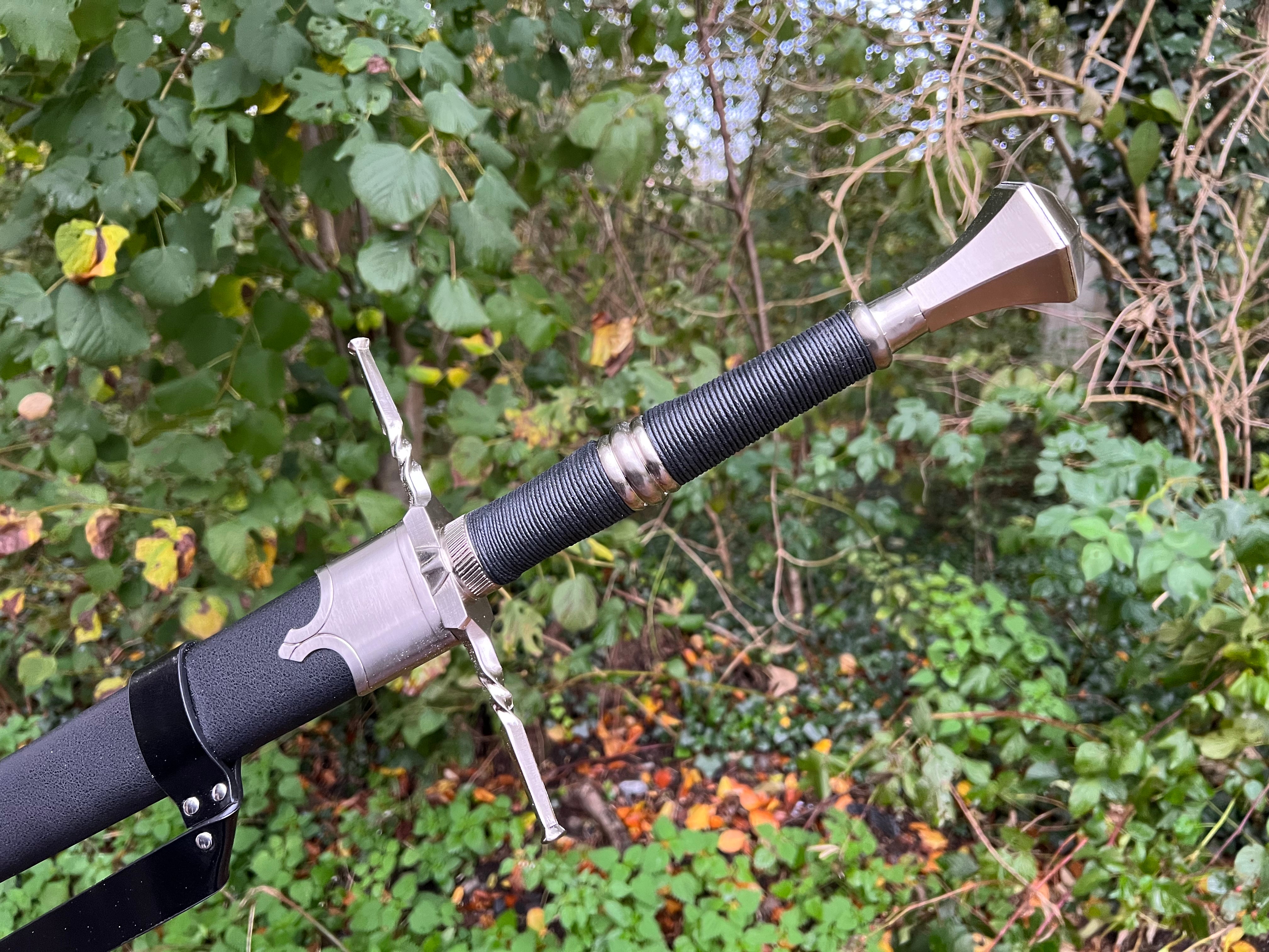 Geralt von Riva Schwert - The Witcher 3 Wildhunt