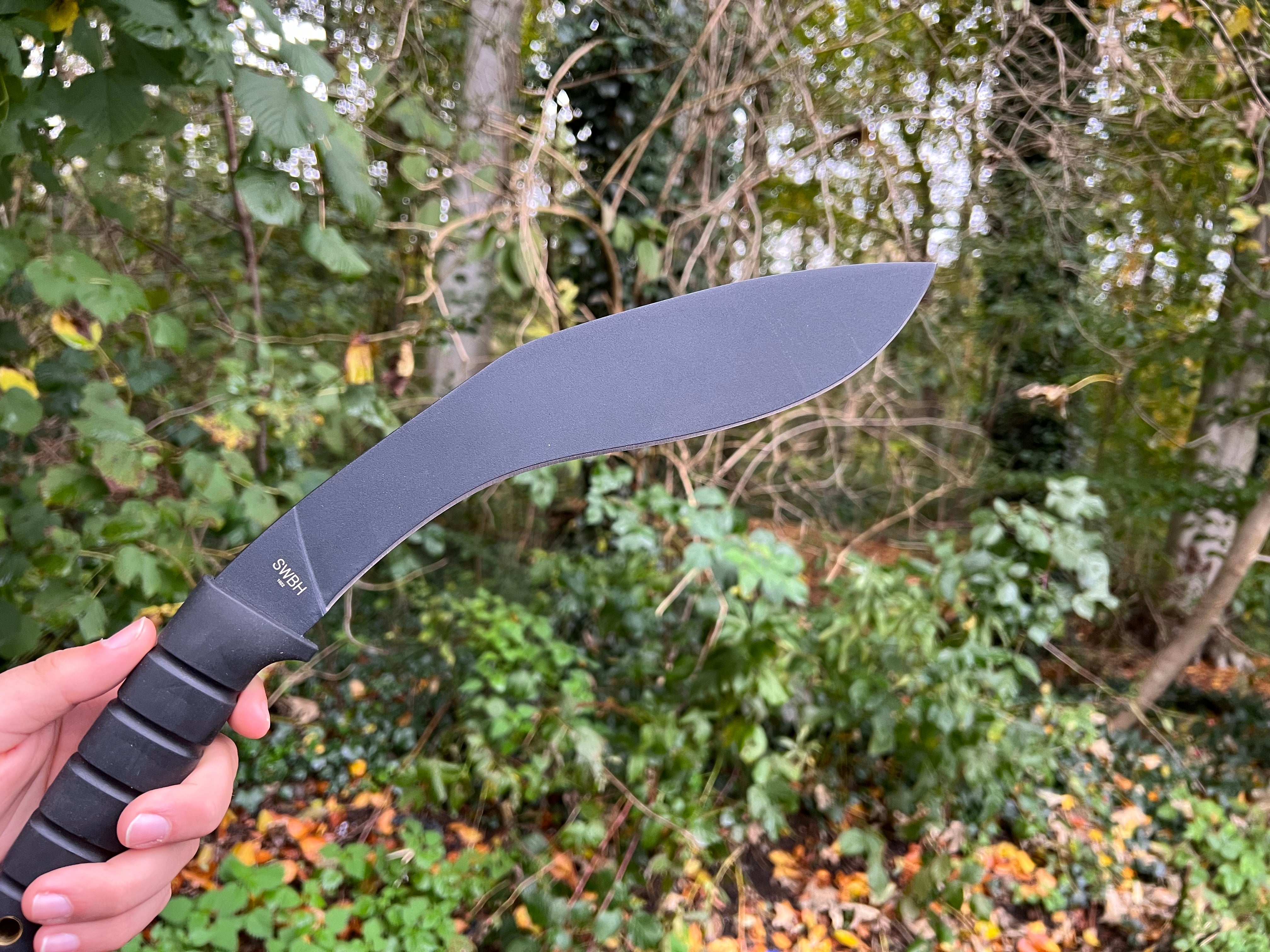 Smith & Wesson Outback Kukri – Robustes Buschmesser mit Sicherem Grip und Nylon-Scheide