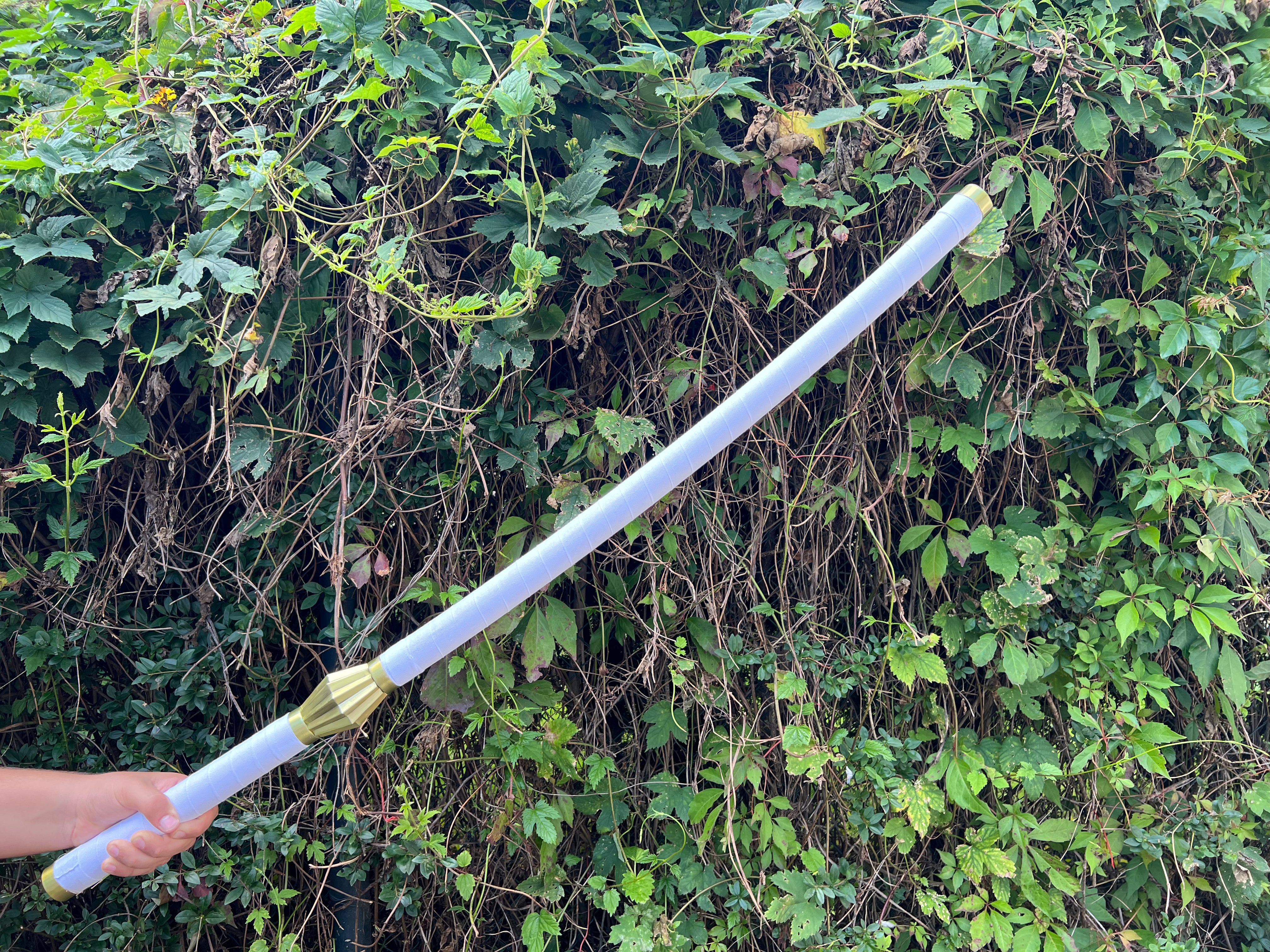 Kenpachi Zaraki Nozarashi Katana mit Kampfspuren- Bleach