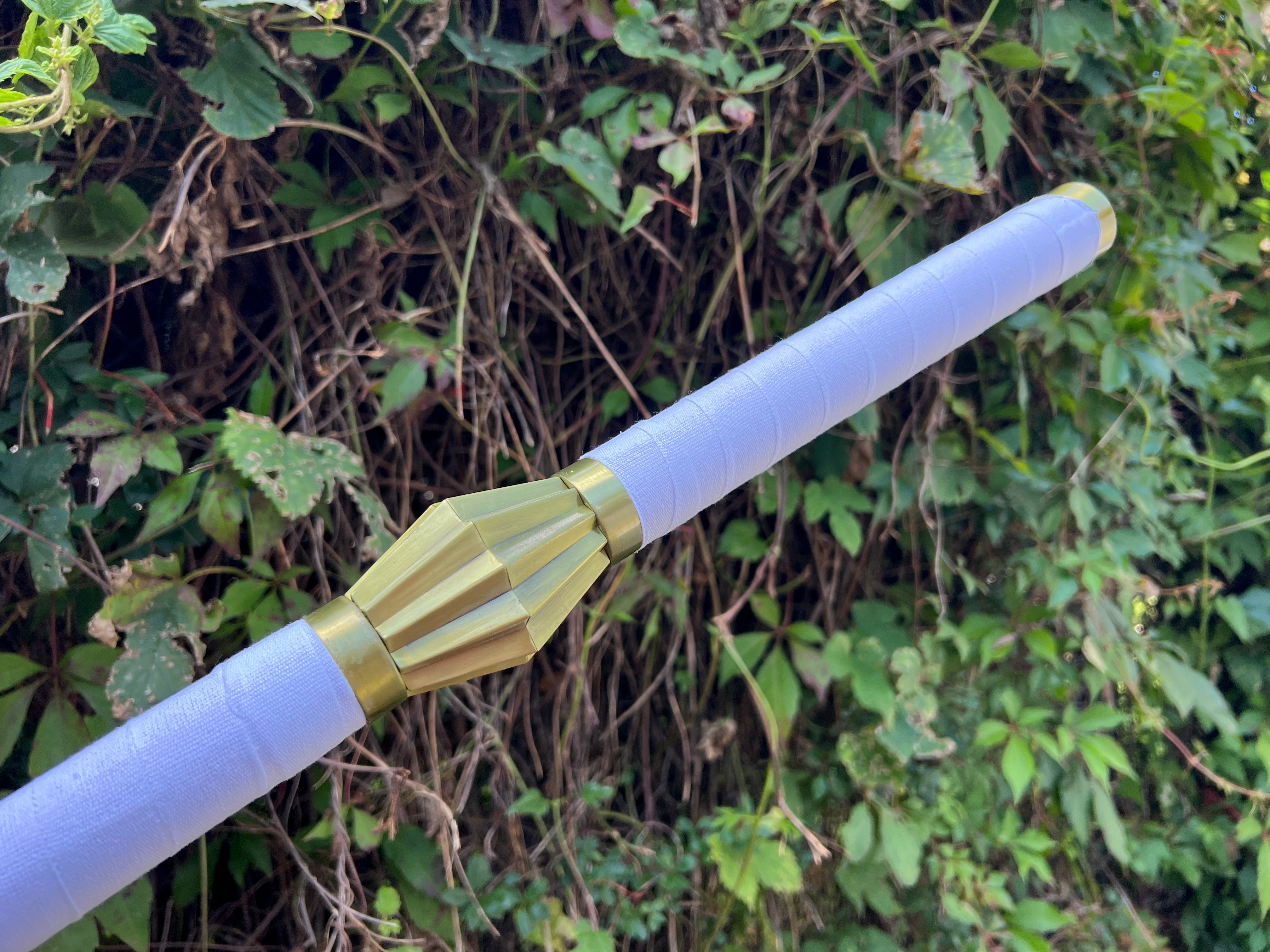 Kenpachi Zaraki Nozarashi Katana mit Kampfspuren- Bleach