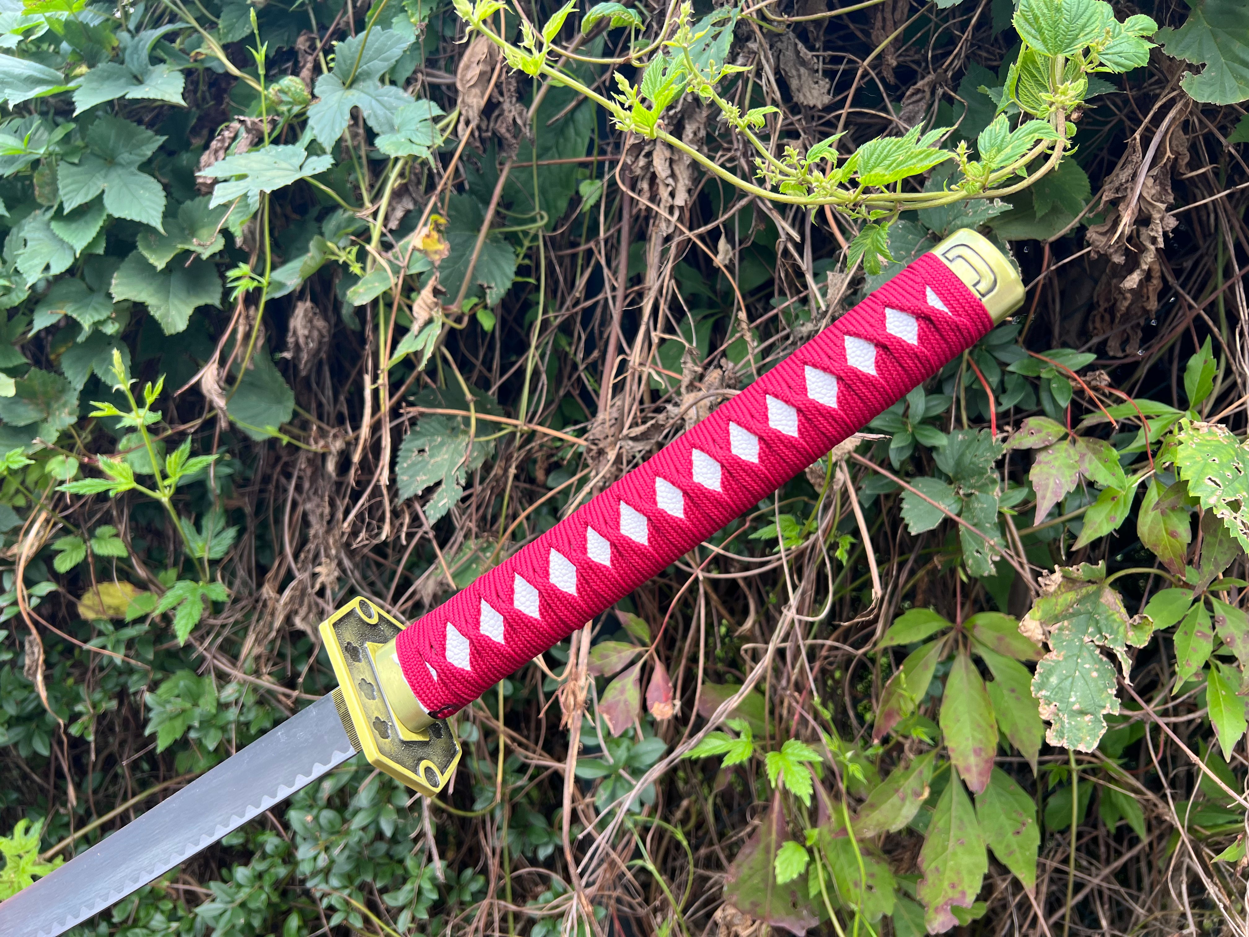 Momo Hinamori's Zanpakuto (Tobiume) - Bleach