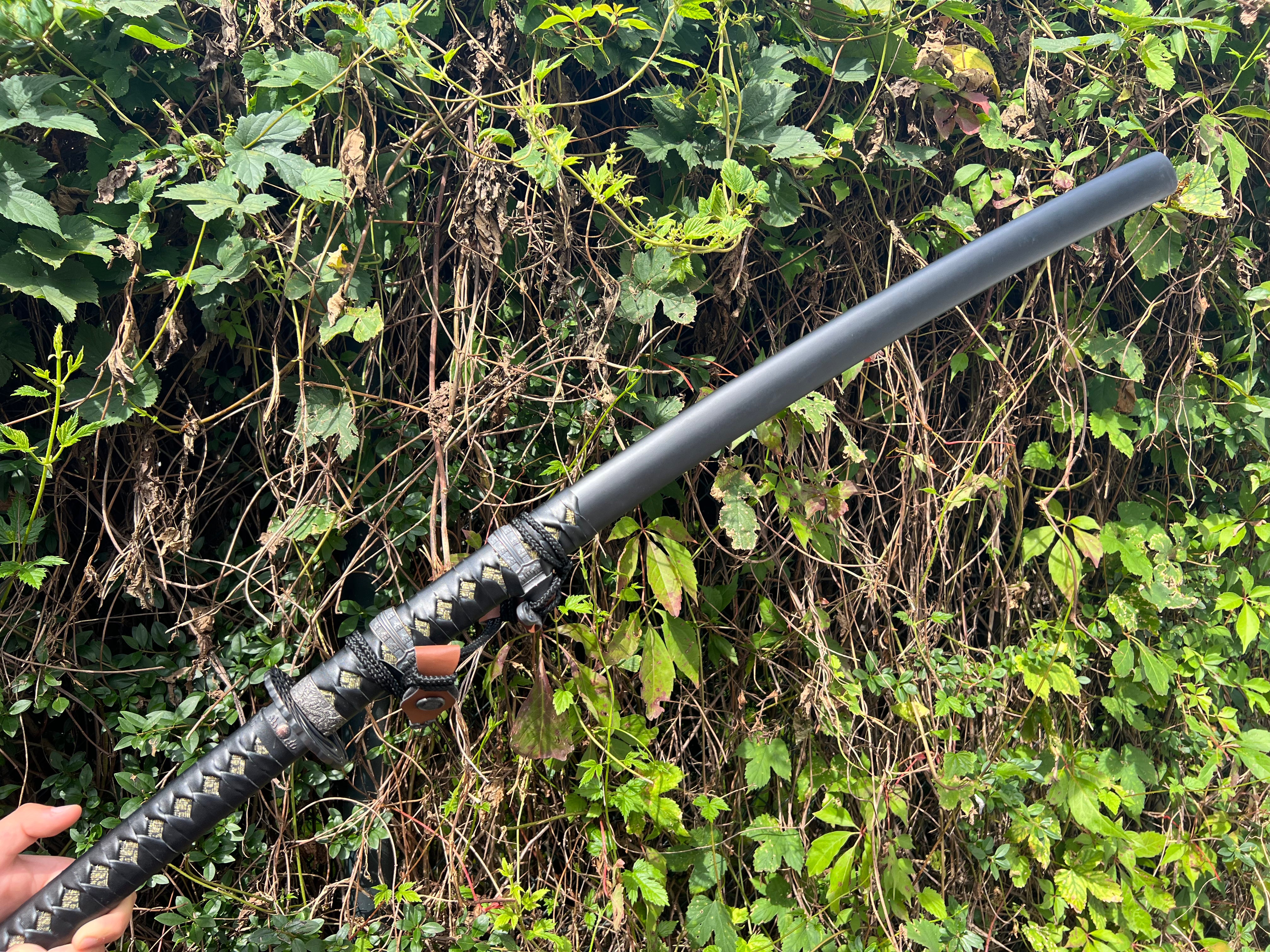 Elegante Katana - Ein Symbol der Stärke und Schönheit