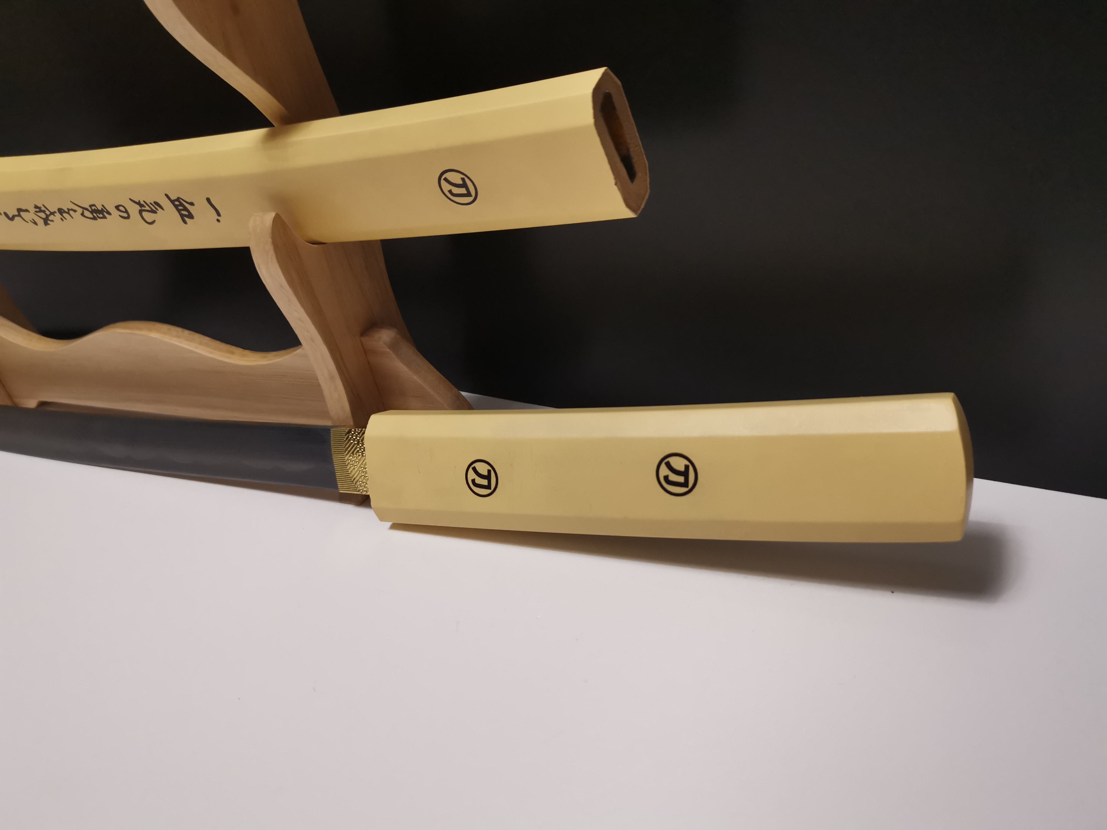 Shirasaya Katana Set mit Halterung