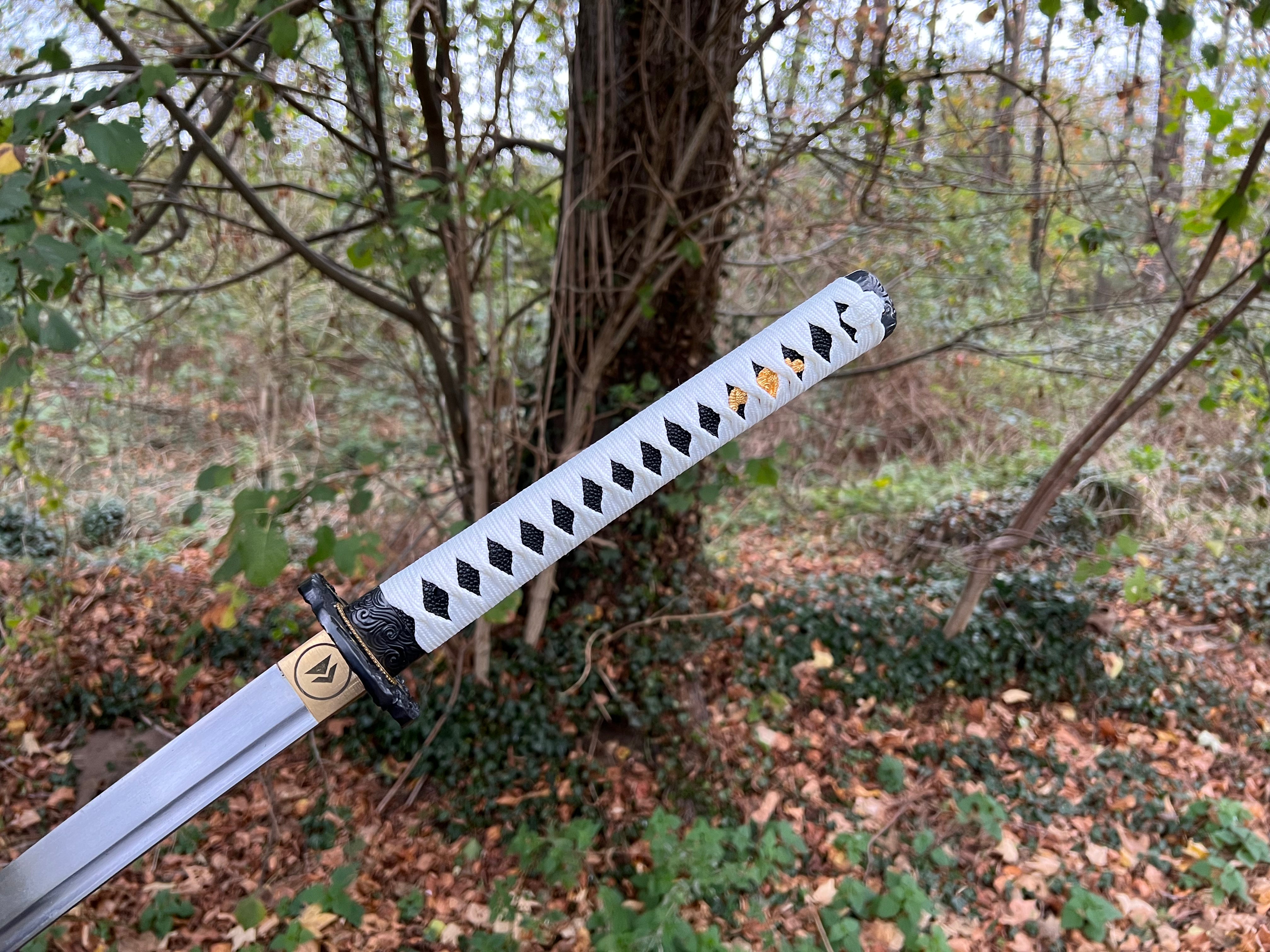 Jin Sakai Hangeschmiedetes Katana - Ghost of Tsushima