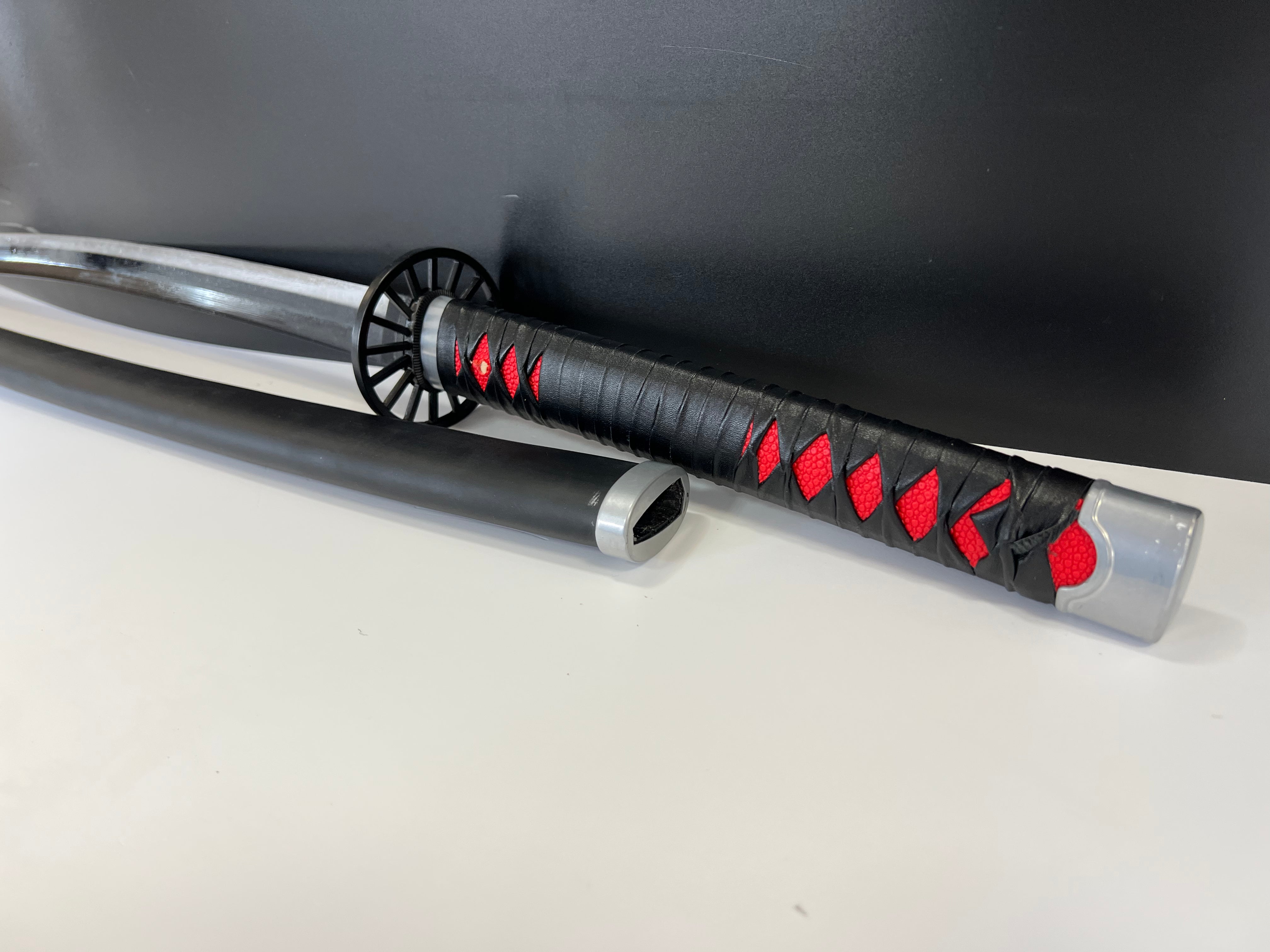 Tanjiro Handgeschmiedete Kampfbereite Katana - Demon Slayer: Kimetsu No Yaiba