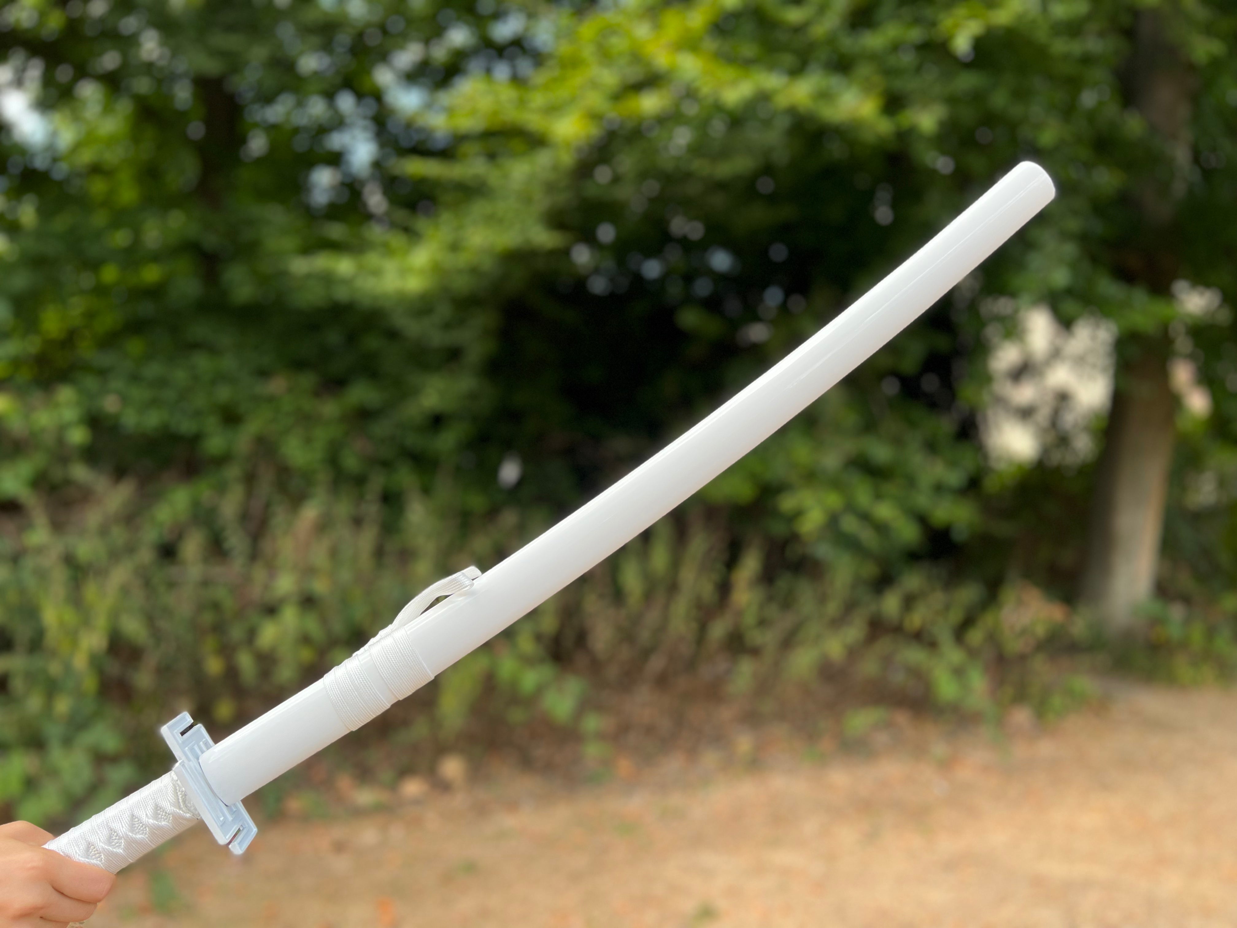 Ichigo Zangetsu Katana in der Bankai Form (Weiß) - Bleach