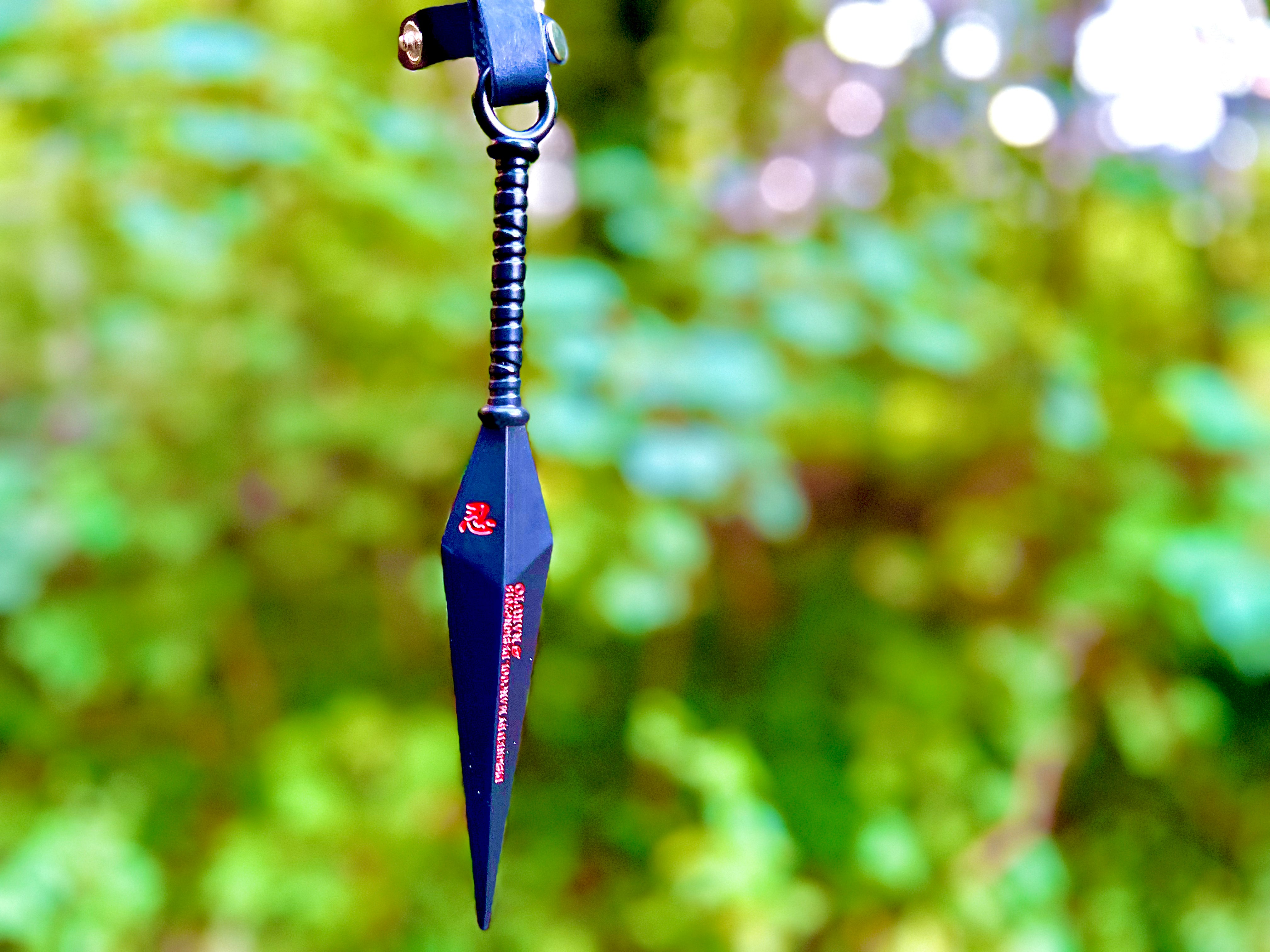 Kunai in Schwarz - Naruto