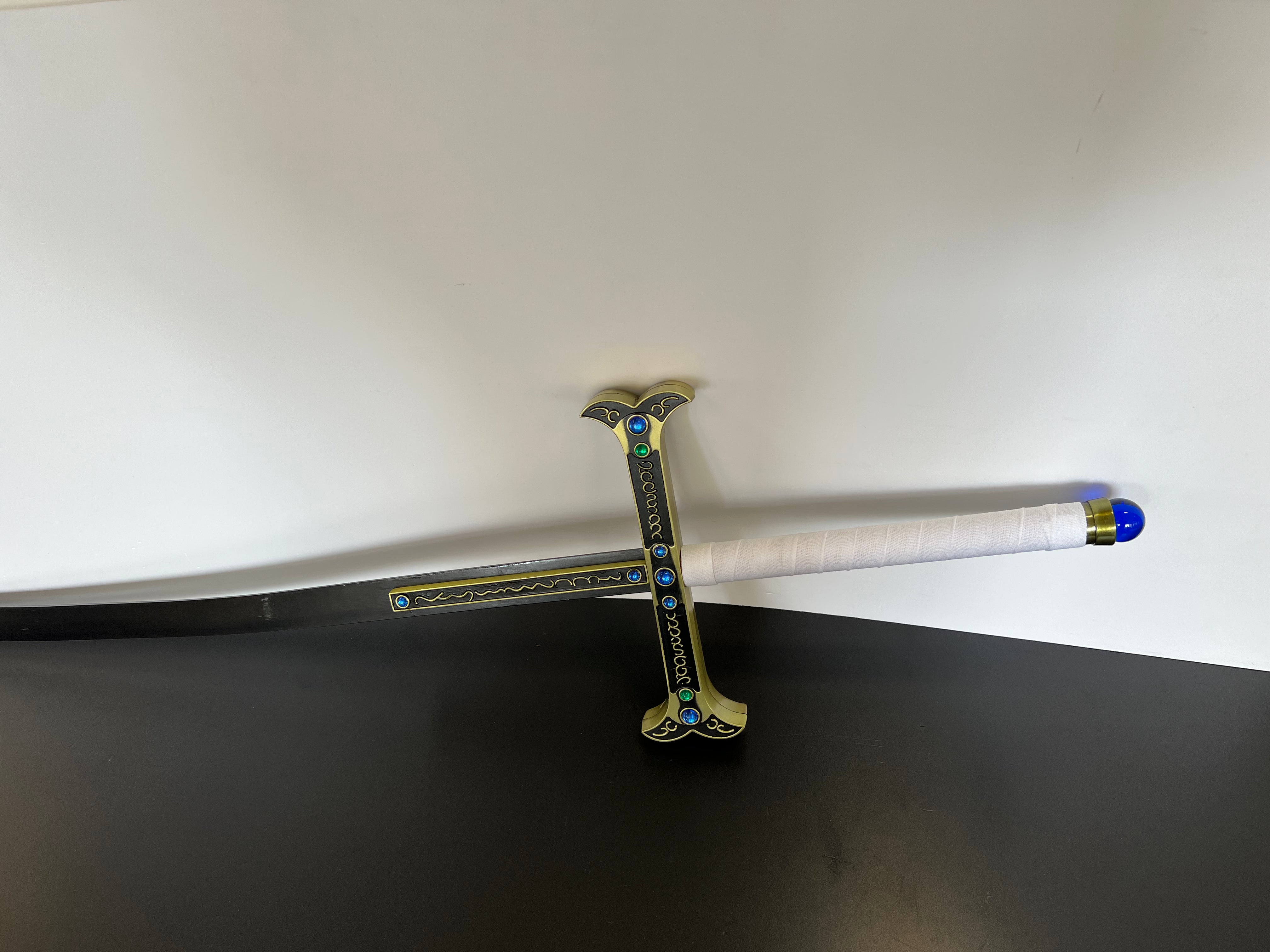 Yoru: Mihawk Dulacre Schwert - One Piece (Vorbestellung)