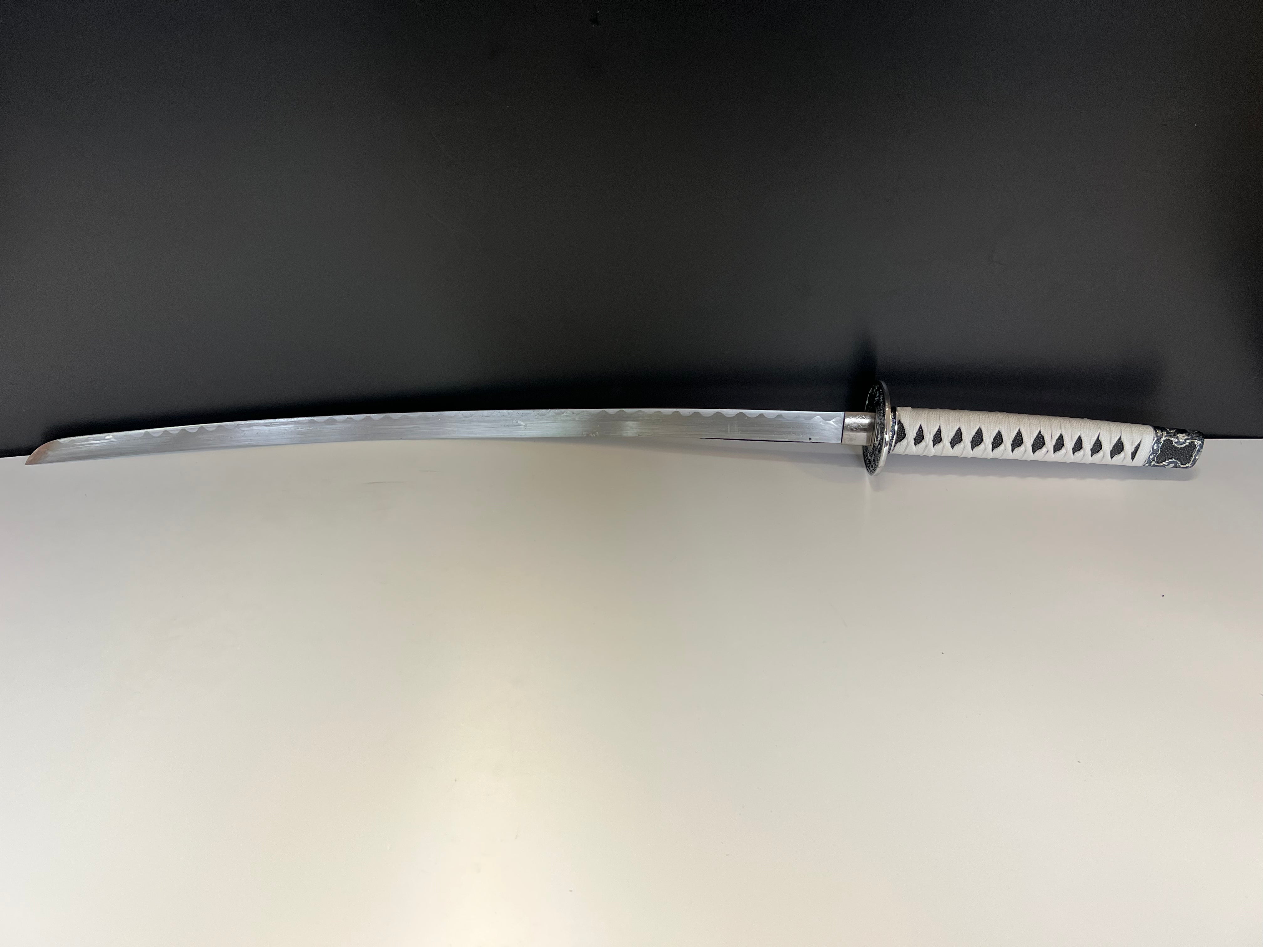 Katana mit Beimessern.