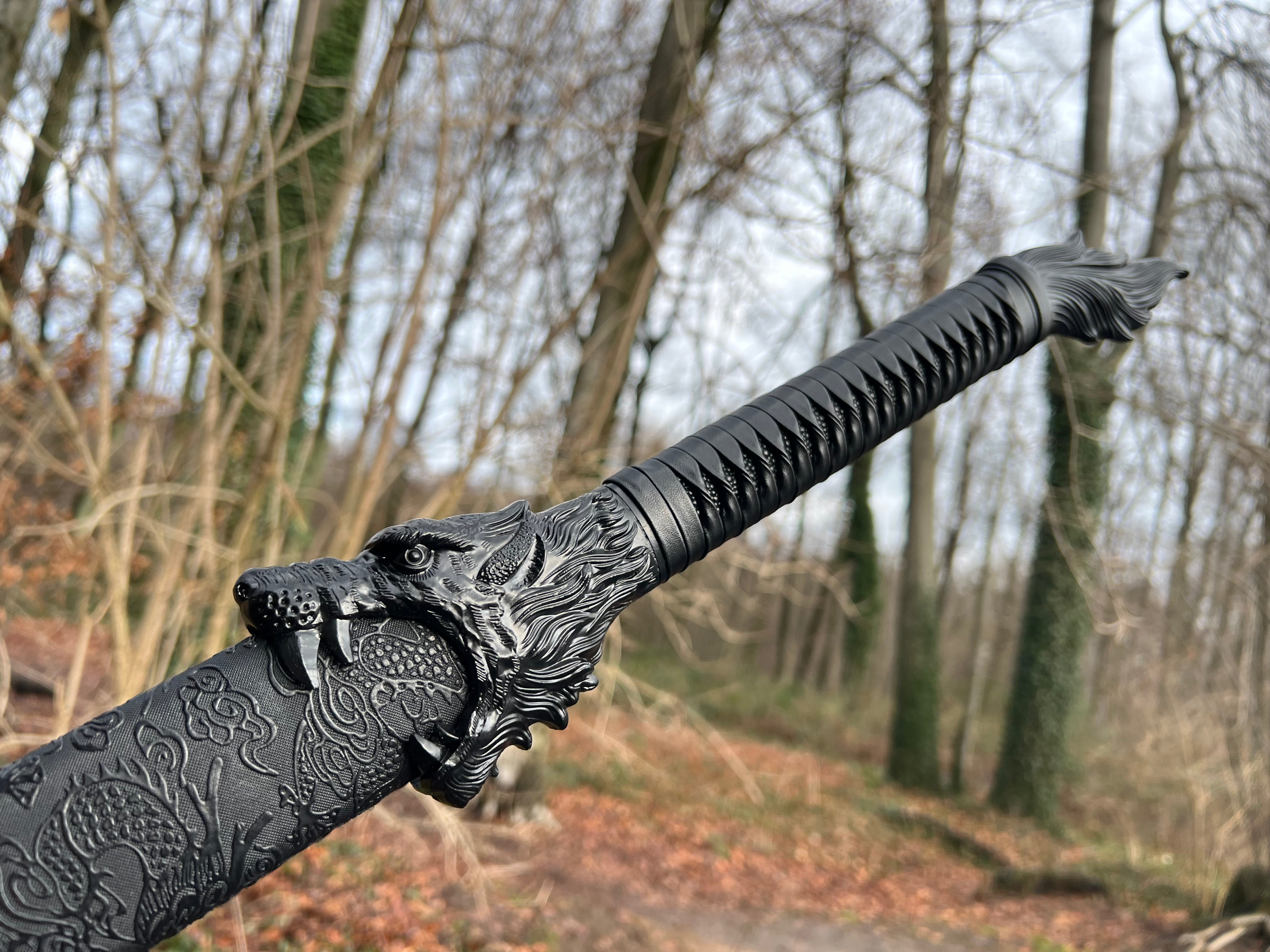 Praktisches handgeschmiedetes Longquanschwert mit Wolfskopf(Schwarz)
