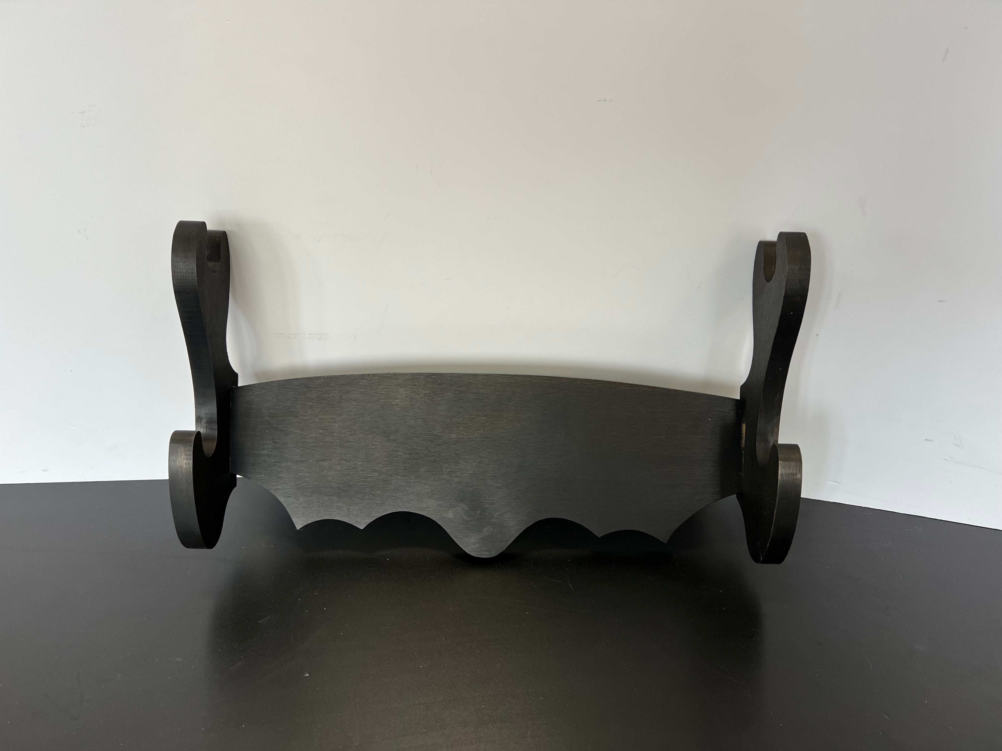 Wandhalterung für zwei Katana
