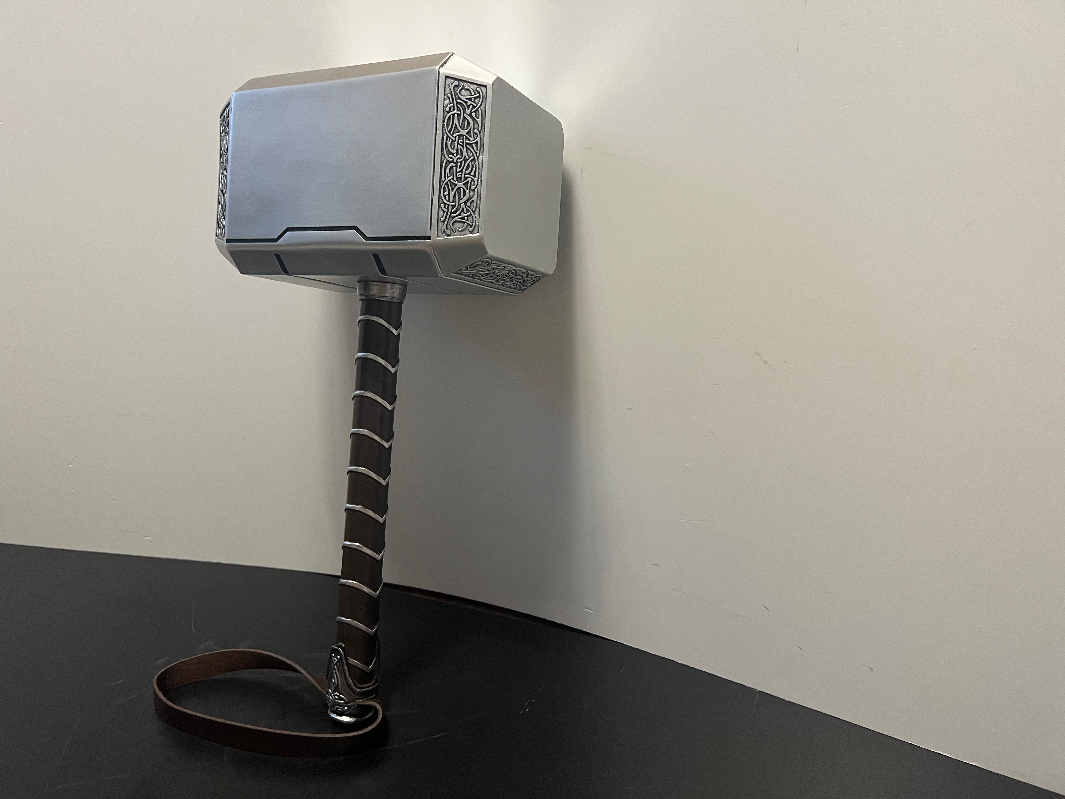 Thor´s Hammer Mjölnir - Marvel
