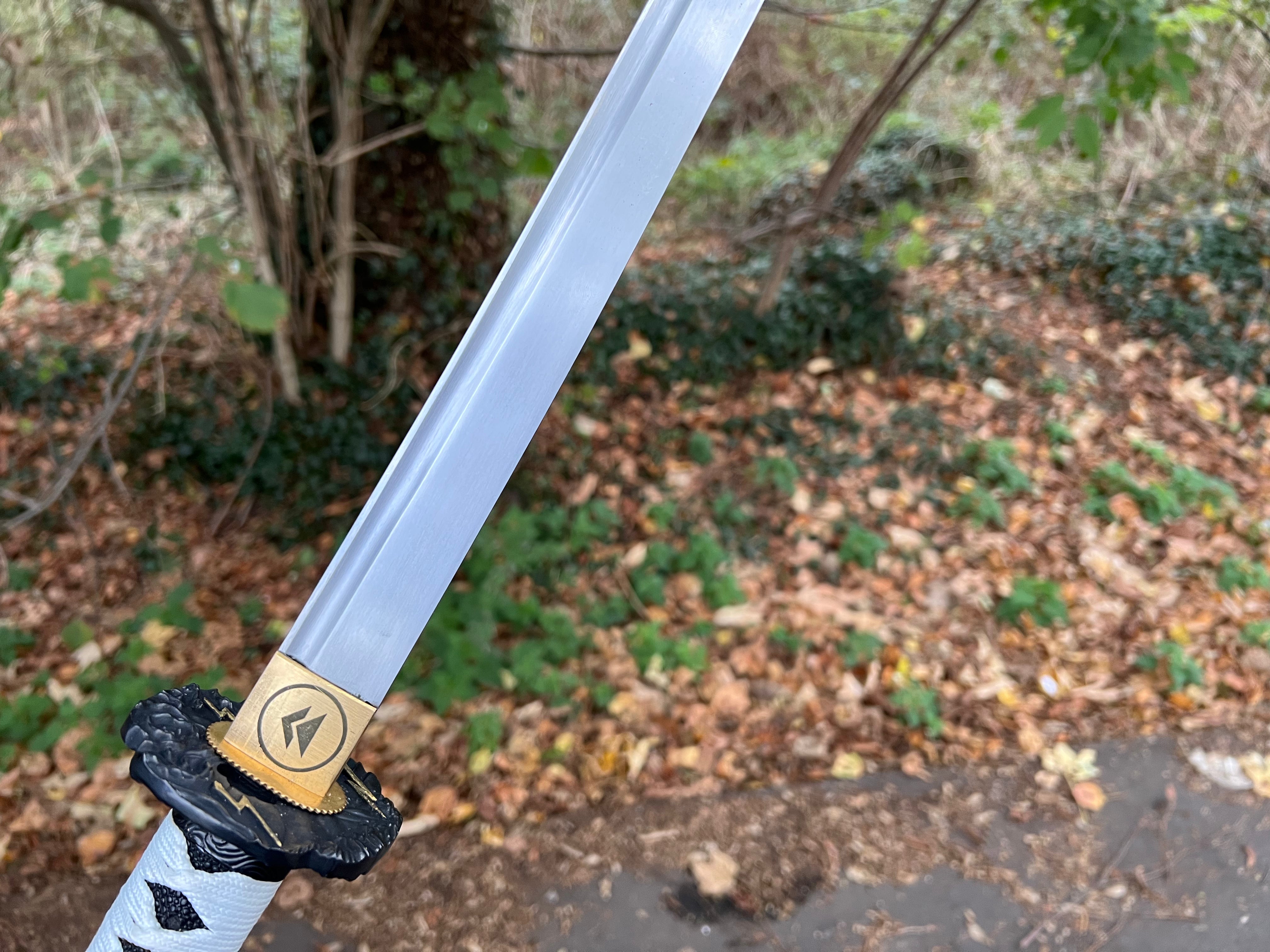 Jin Sakai Hangeschmiedetes Katana - Ghost of Tsushima