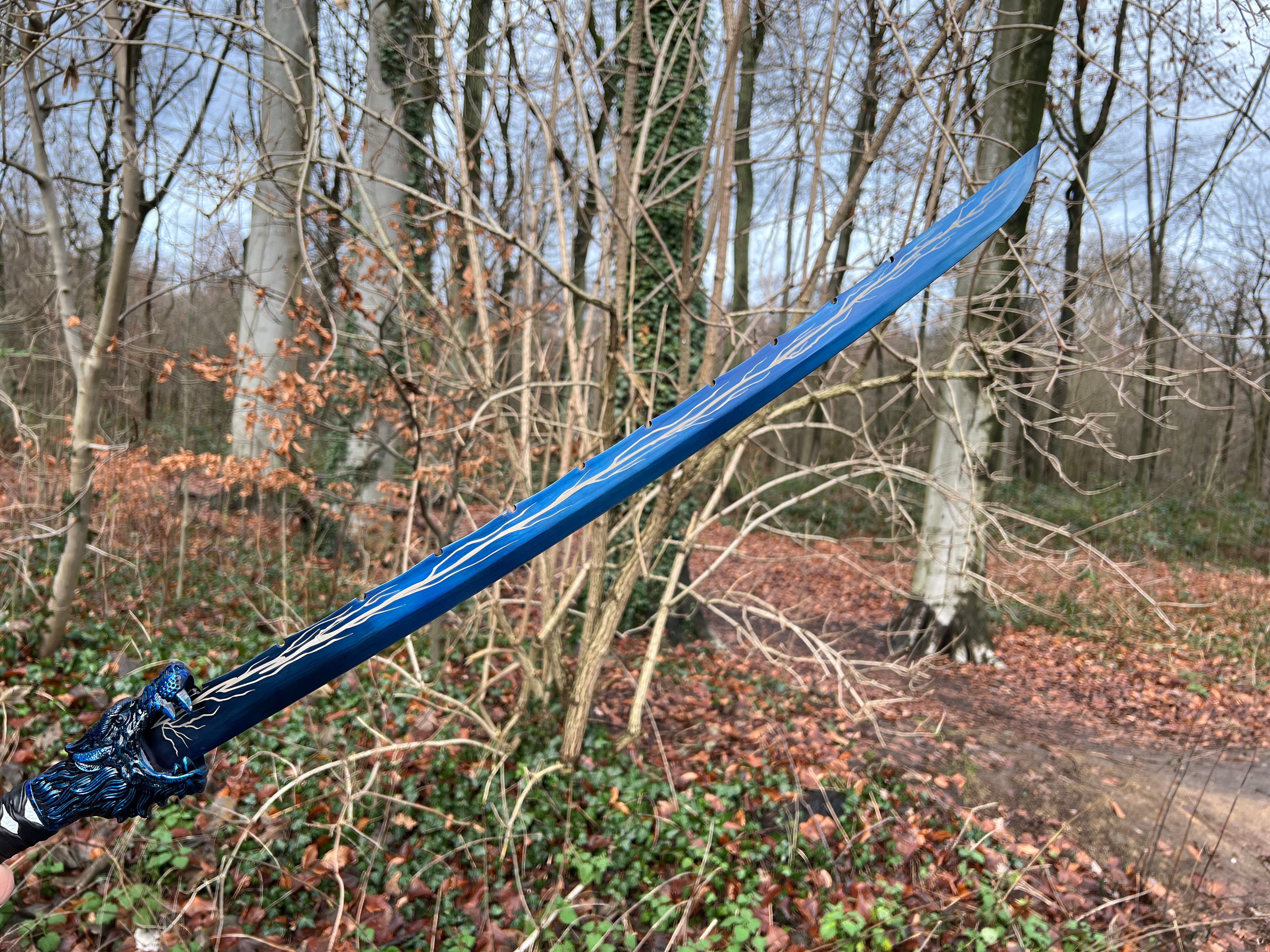 Praktisches handgeschmiedetes Longquanschwert mit Wolfskopf(blau)